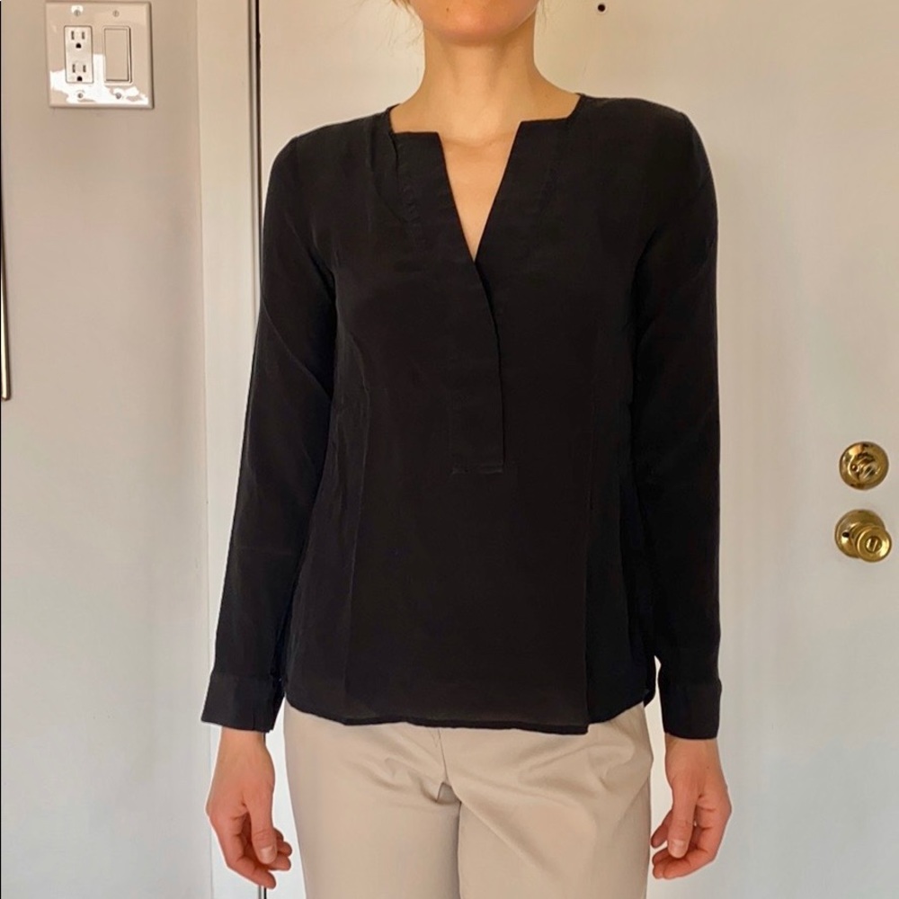 Banana Republic Black Silk V- neck Blouse - Picture 3 of 5